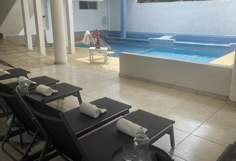 Fotos del hotel Oasis Cuyutlan By Rotamundos:  18