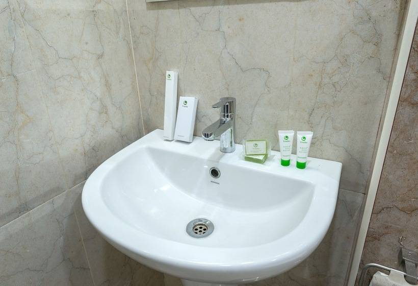 Fotos del hotel Treebo Trend Adin Residence:  12