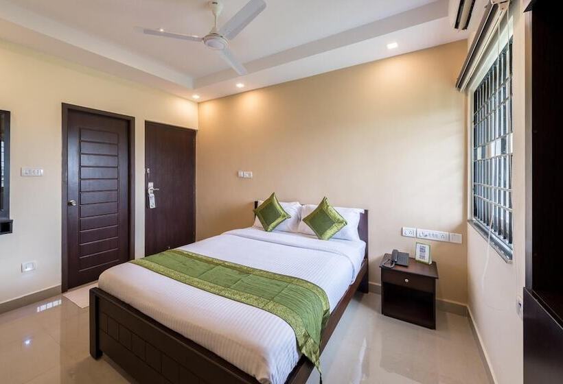 Fotos del hotel Treebo Trend Adin Residence:  17