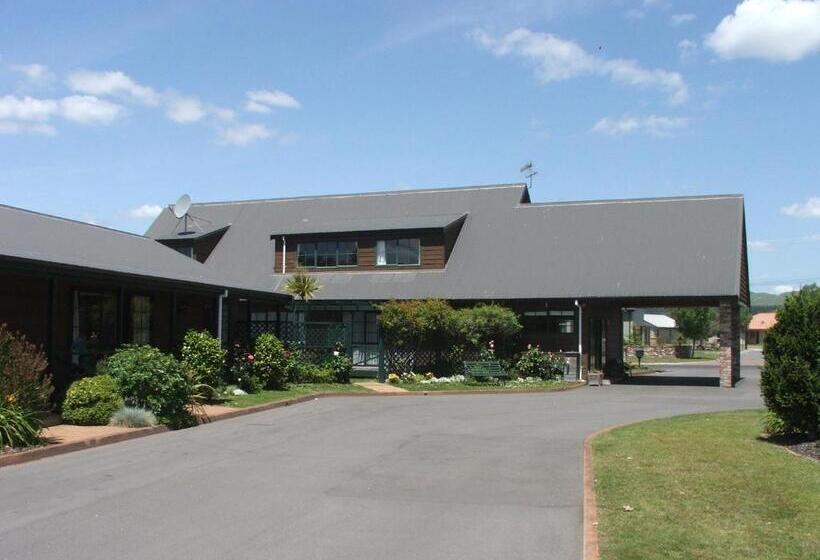 Fotos del hotel Cedarwood Lakeside:  11