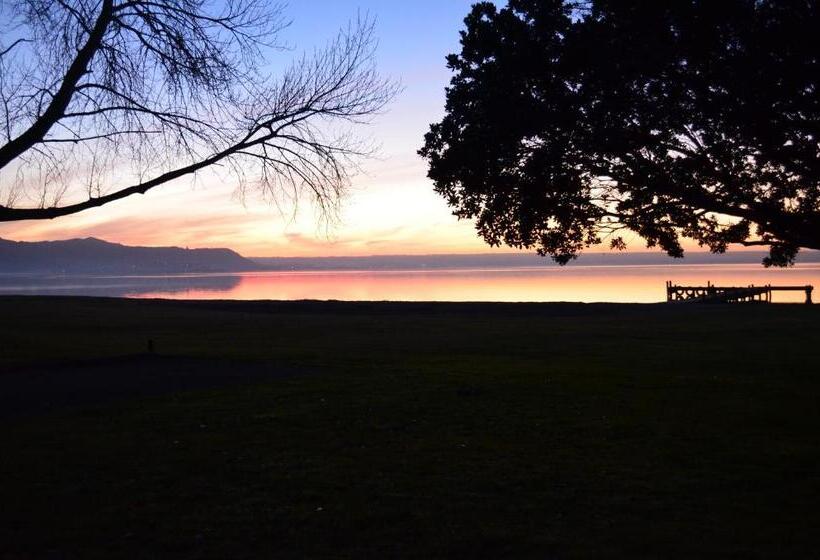 Fotos del hotel Cedarwood Lakeside:  16