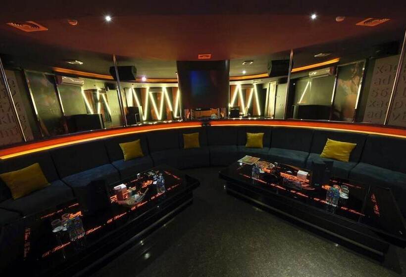 Fotos del hotel B Fashion:  10