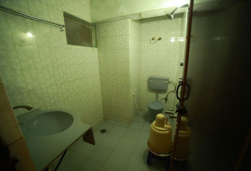 Fotos del hotel Luciya International:  5