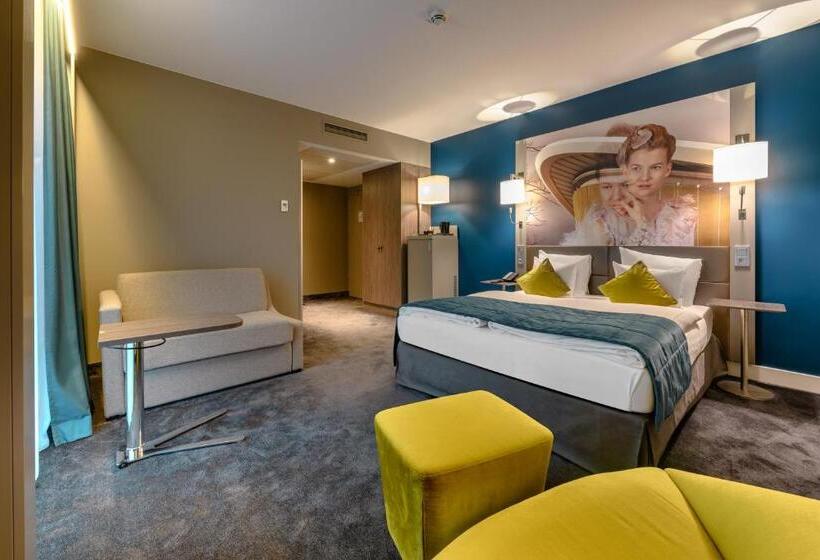 Fotos del hotel Mercure Berlin Wittenbergplatz:  21