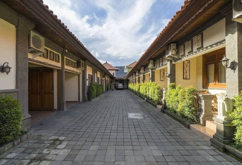 Fotos del hotel Reddoorz @ Denpasar Sanur:  11