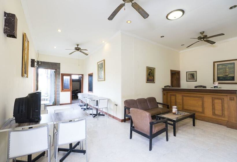 Fotos del hotel Reddoorz @ Denpasar Sanur:  3