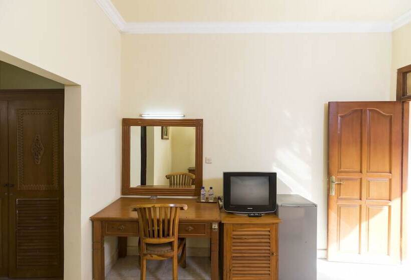 Fotos del hotel Reddoorz @ Denpasar Sanur:  14