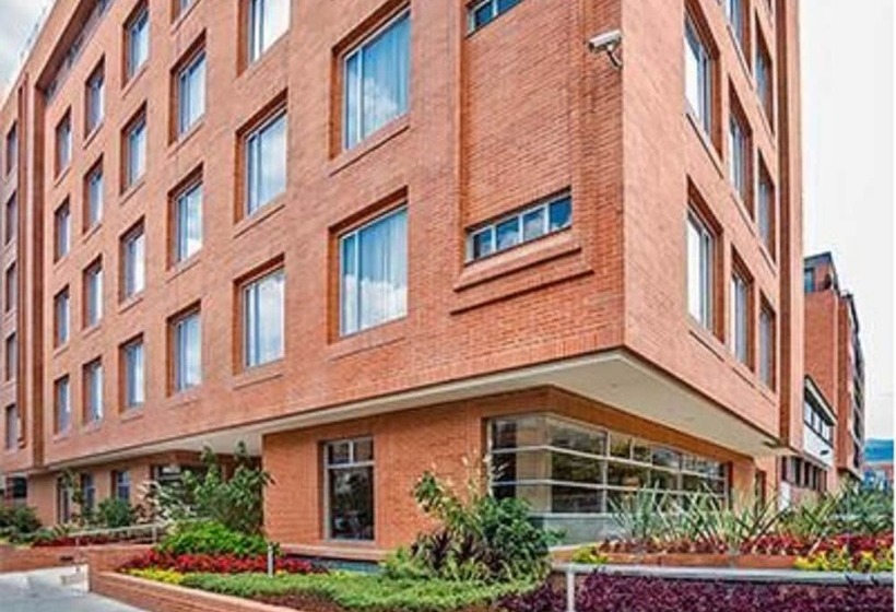 Fotos del hotel Apartamentos Plaza Suites:  10