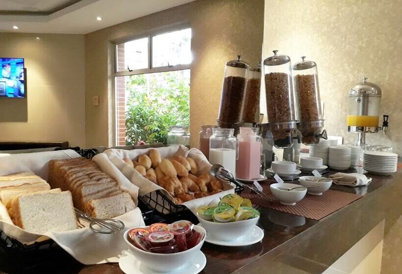 Fotos del hotel Apartamentos Plaza Suites:  14