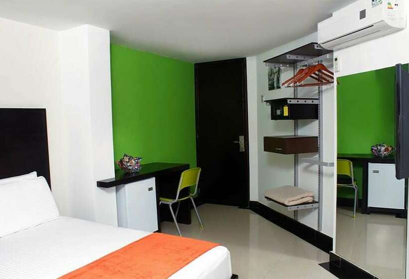 Fotos del hotel Genova Prado:  12