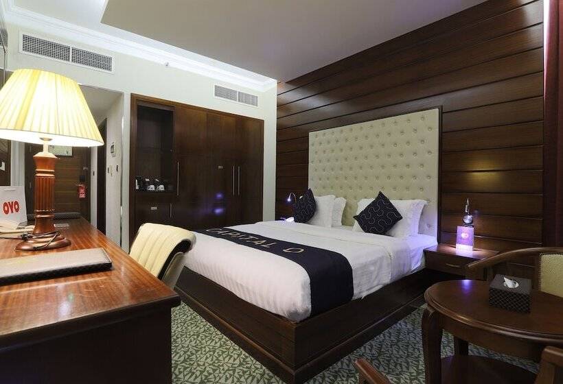 Fotos del hotel Capital O 325 Queen Palace:  13