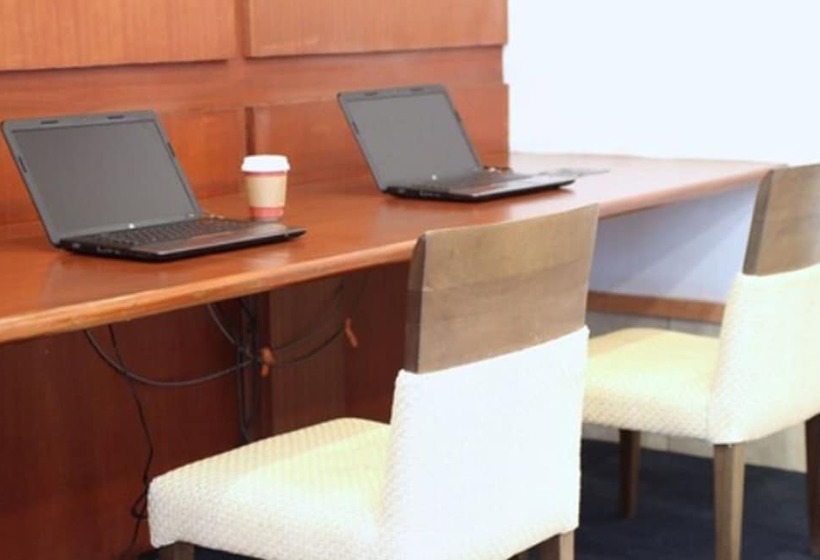 Fotos del hotel Yaya Hotel & Apartments:  4