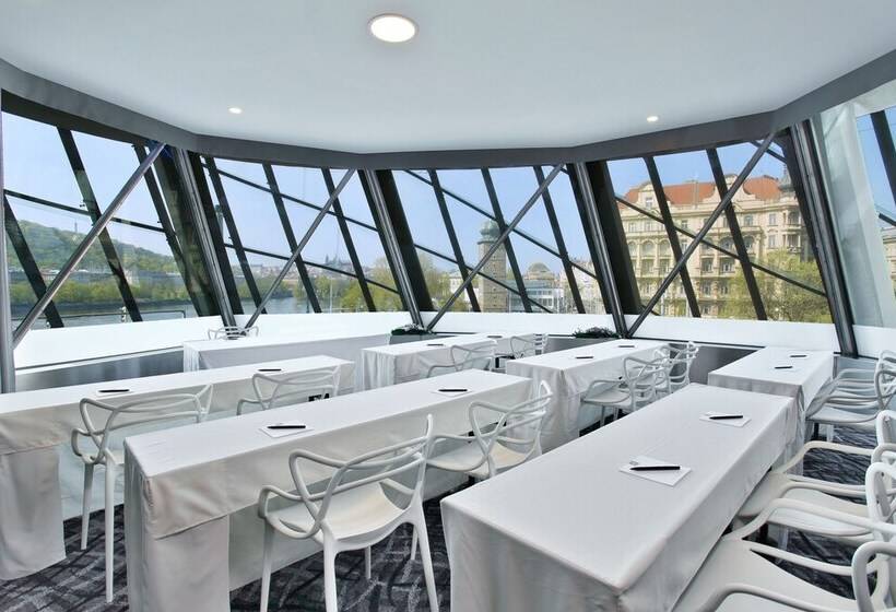 Fotos del hotel Dancing House – Tan?ící D?m:  2