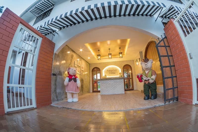 Fotos del hotel Empire Villa:  8