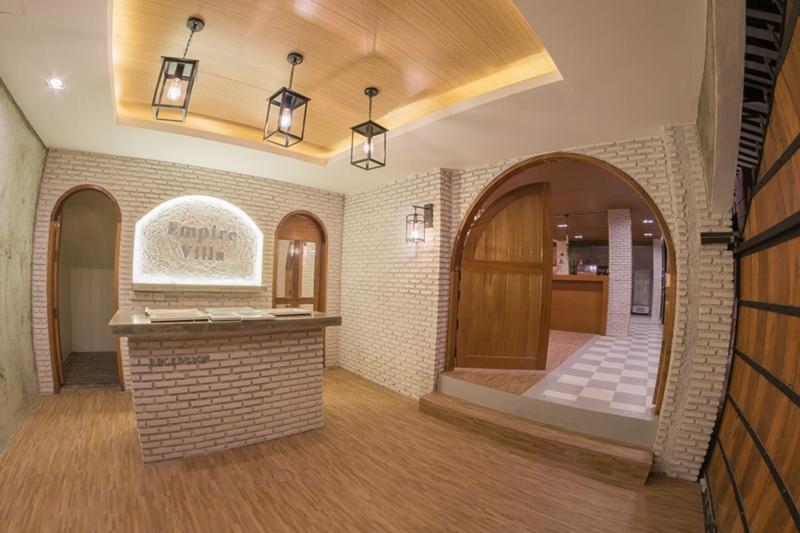 Fotos del hotel Empire Villa:  3