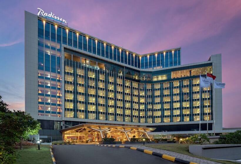 Radisson Golf & Convention Center Batam