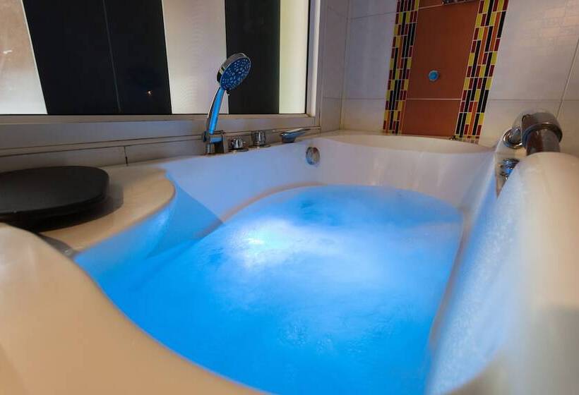 Fotos del hotel The Ring:  2