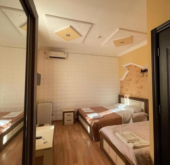 Fotos del hotel Lux Palace:  2