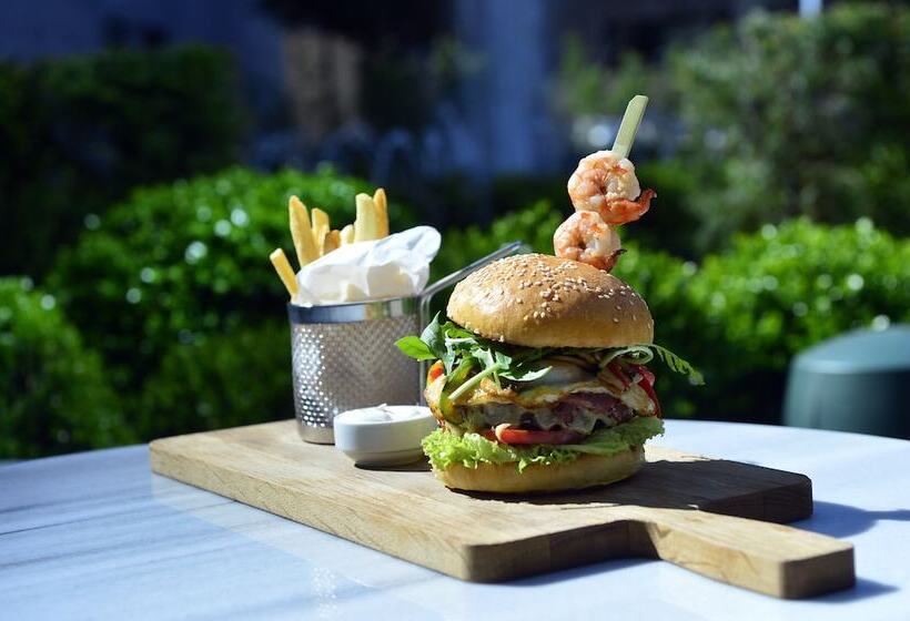 Fotos del hotel The Biltmore Hotel Tbilisi:  3