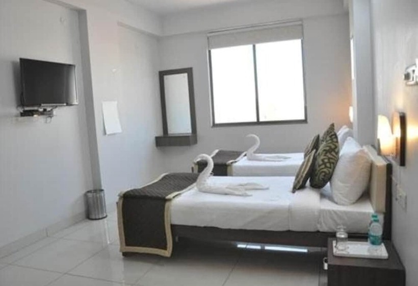 Fotos del hotel R K Palace:  22