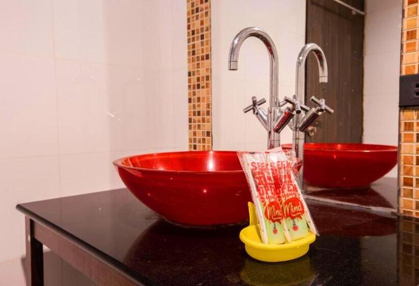 Fotos del hotel Royal Suites:  4