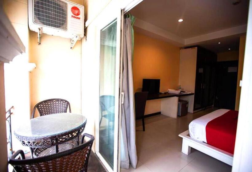 Fotos del hotel Royal Suites:  12