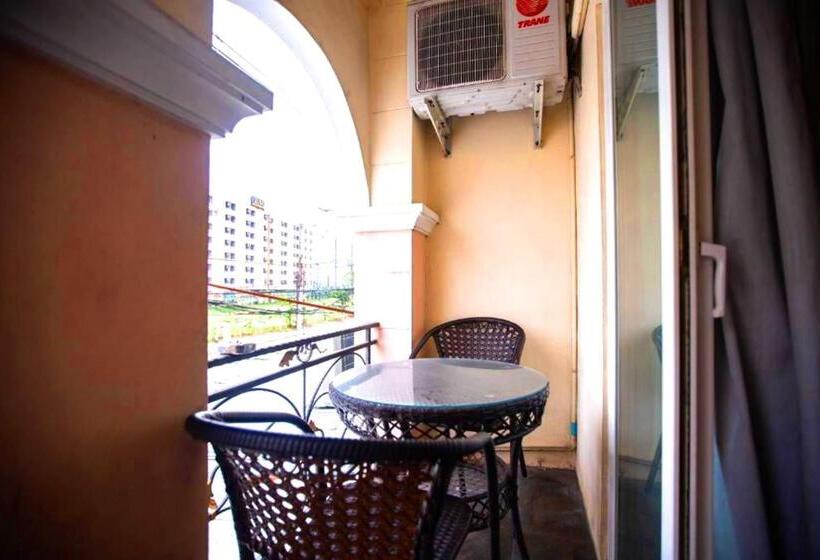 Fotos del hotel Royal Suites:  2