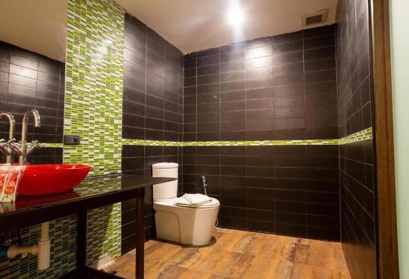 Fotos del hotel Royal Suites:  6