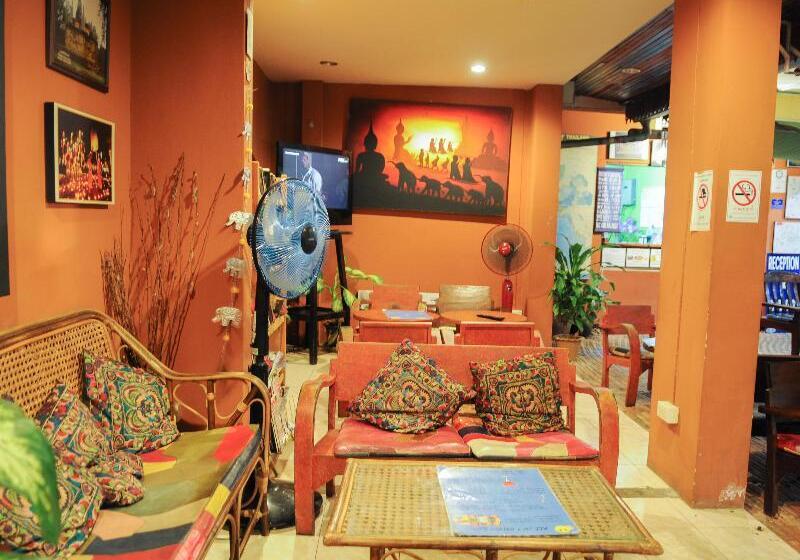 Fotos del hotel All In 1 Guesthouse:  4