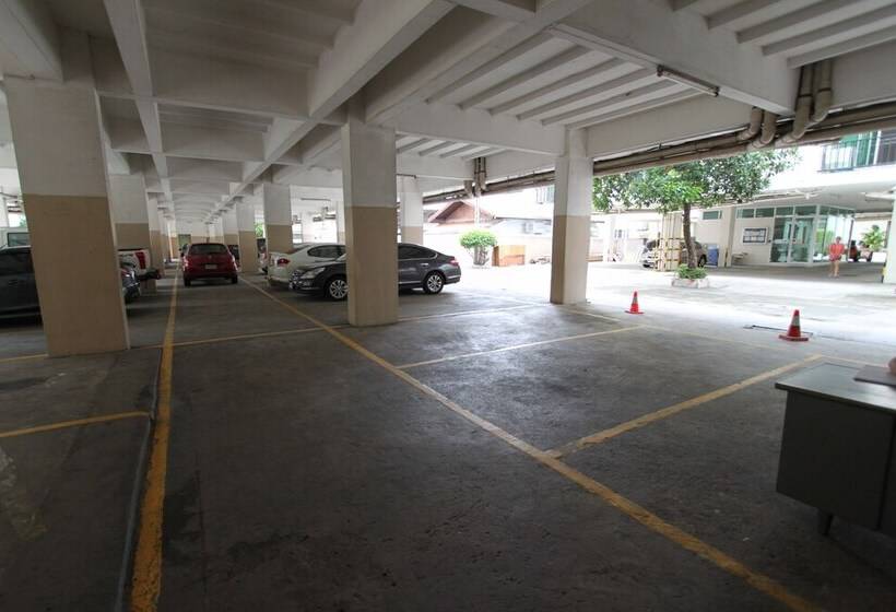 Fotos del hotel P24 At Kaset:  9