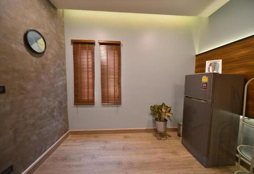 Fotos del hotel Sureena:  25