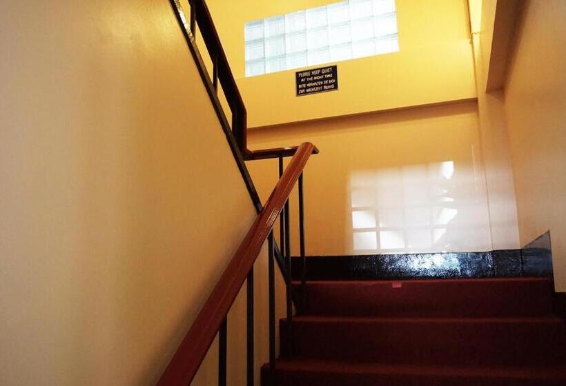 Fotos del hotel Sureena:  2