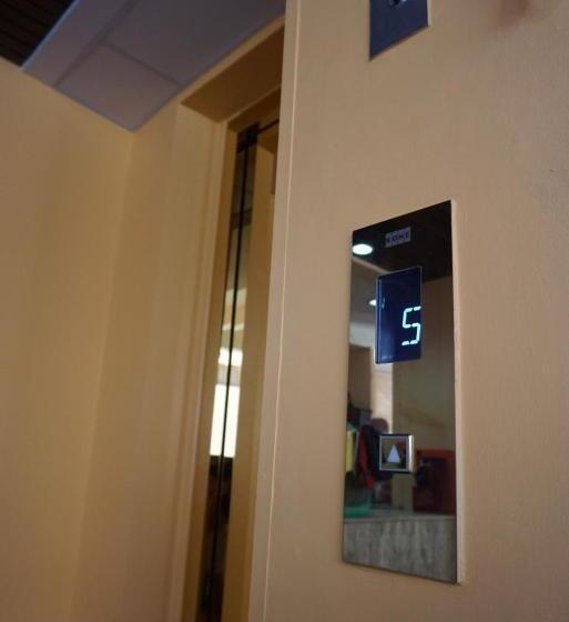 Fotos del hotel Sureena:  20