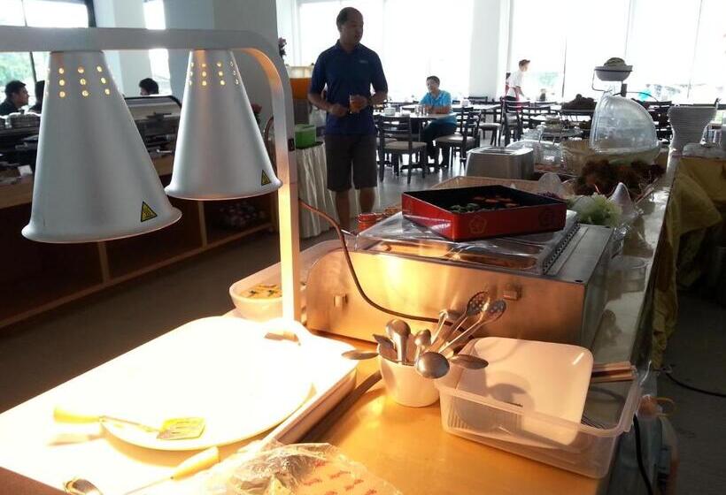 Fotos del hotel The Sita Princess:  16