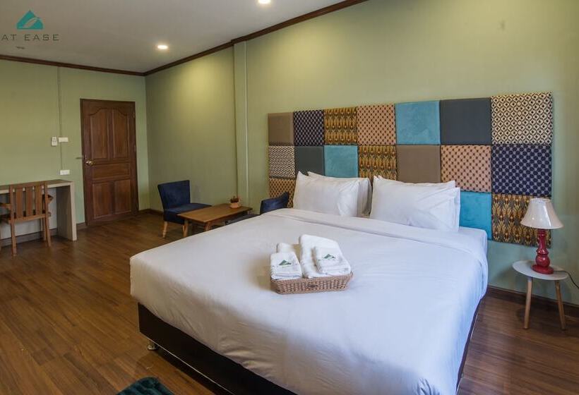 Fotos del hotel At Ease Bijou:  5