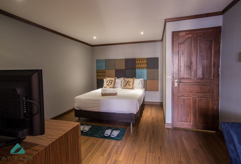 Fotos del hotel At Ease Bijou:  6