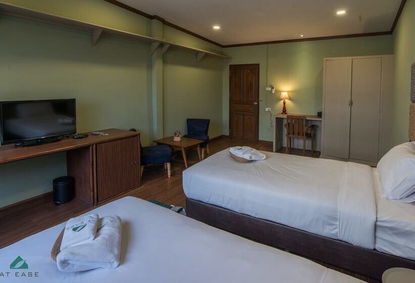 Fotos del hotel At Ease Bijou:  7