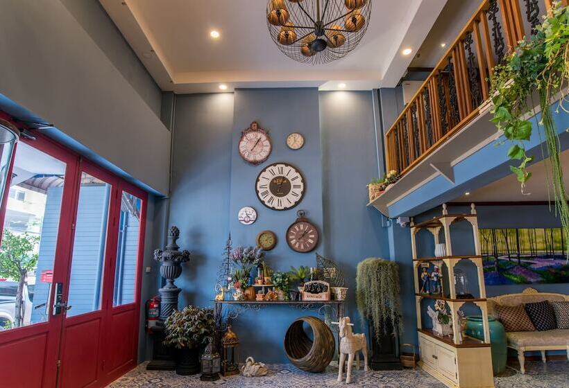 Fotos del hotel At Ease Bijou:  14