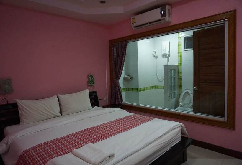 The Boss Grand Tower