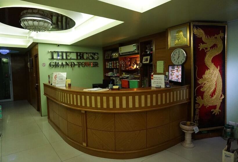 Fotos del hotel The Boss Grand Tower:  2