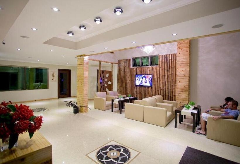 Fotos del hotel Kaani Beach:  2