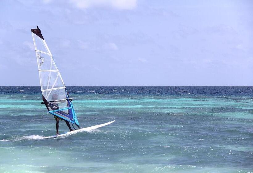 Fotos del hotel Kaani Beach:  11