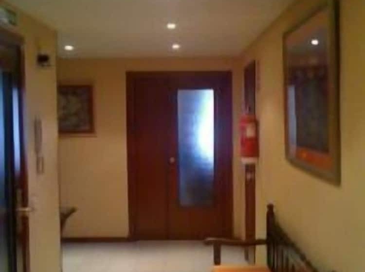 Fotos del hotel Hispania Residence:  3