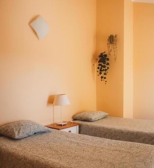 Fotos del hotel Peniche Beach House:  11