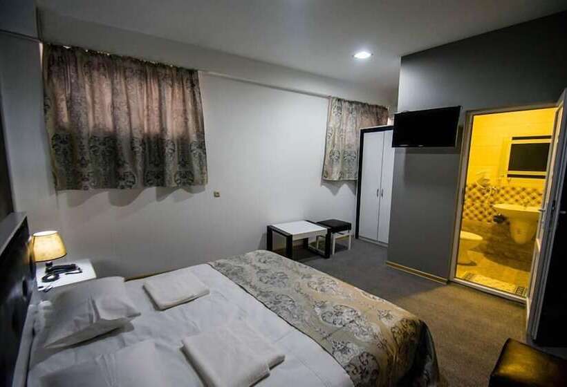 Fotos del hotel Batoni Near Airport:  20