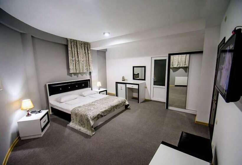 Fotos del hotel Batoni Near Airport:  19