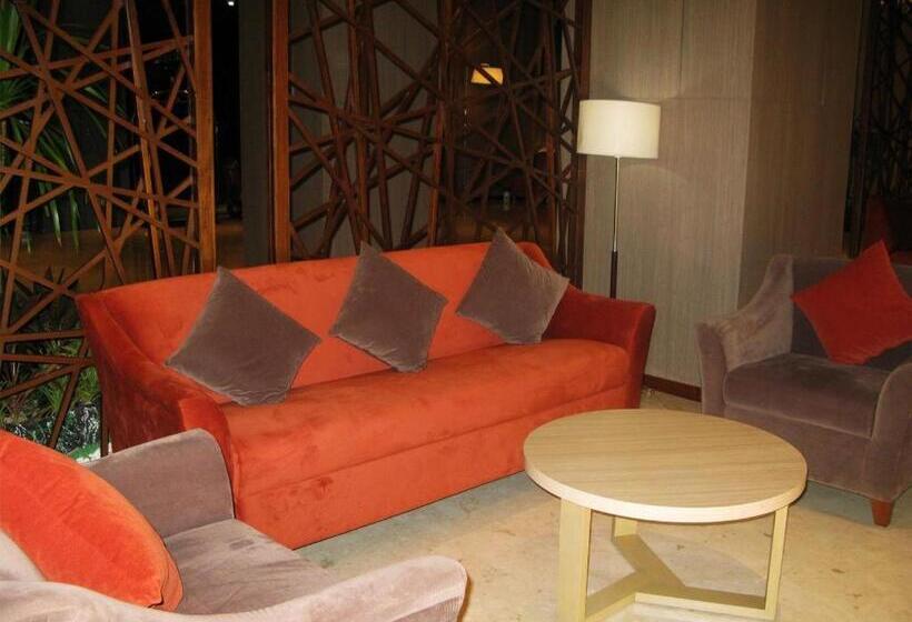 Fotos del hotel Gammara Hotel Makassar:  8