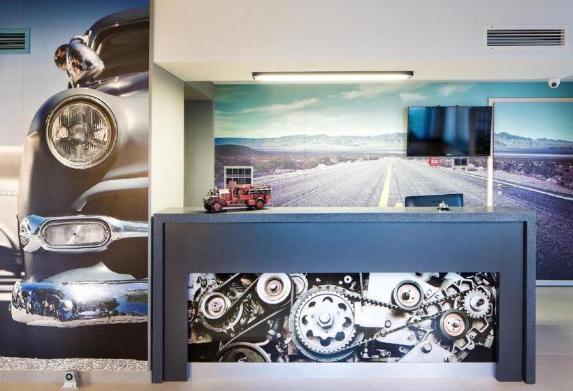 Fotos del hotel Automobil:  4