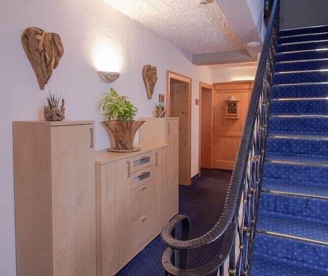 Fotos del hotel Schindler Hotel Simple But Excellent:  2