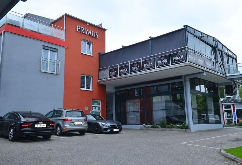 Primus Hotel & Apartments